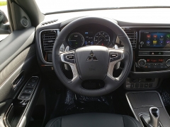 New 2019  Mitsubishi Outlander Plug-In Hybrid 4d SUV AWC SEL at Promax Motors near Davenport, IA