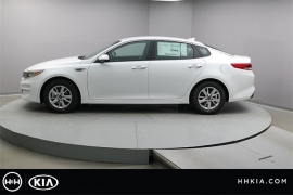 New 2018  Kia Optima 4d Sedan LX at Promax Motors near Davenport, IA