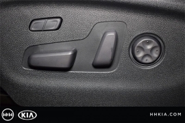 New 2018  Kia Sorento 4d SUV AWD SX at Promax Motors near Davenport, IA