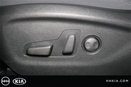 New 2018  Kia Sorento 4d SUV FWD LX at Promax Motors near Davenport, IA