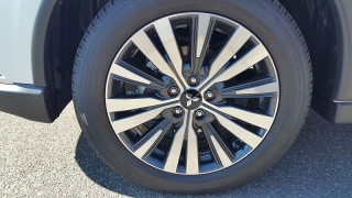 New 2019  Mitsubishi Outlander 4d SUV FWD SE at Promax Motors near Davenport, IA