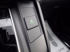 New 2018  Honda CR-V 4d SUV AWD LX at Promax Motors near Davenport, IA