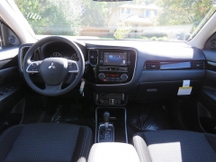 New 2019  Mitsubishi Outlander 4d SUV FWD ES at Promax Motors near Davenport, IA