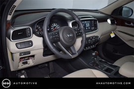 New 2018  Kia Sorento 4d SUV AWD LX at Promax Motors near Davenport, IA