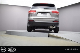 New 2018  Kia Sorento 4d SUV FWD LX at Promax Motors near Davenport, IA