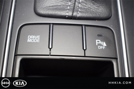 New 2018  Kia Sorento 4d SUV FWD LX at Promax Motors near Davenport, IA