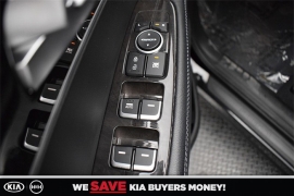 New 2018  Kia Sorento 4d SUV FWD LX at Promax Motors near Davenport, IA