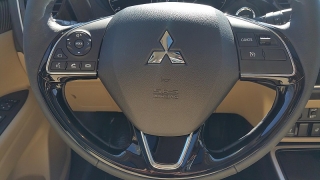 New 2019  Mitsubishi Outlander 4d SUV FWD SE at Promax Motors near Davenport, IA