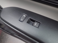 New 2018  Honda CR-V 4d SUV AWD LX at Promax Motors near Davenport, IA