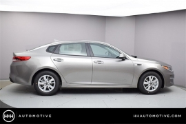 New 2018  Kia Optima 4d Sedan LX at Promax Motors near Davenport, IA