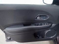 New 2018  Honda HR-V 4d SUV AWD EX at Promax Motors near Davenport, IA