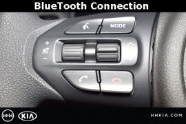 New 2018  Kia Sorento 4d SUV FWD LX at Promax Motors near Davenport, IA