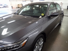New 2018  Honda Accord Sedan 4d LX 1&period;5L at Promax Motors near Davenport&comma; IA