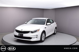 New 2018  Kia Optima 4d Sedan LX at Promax Motors near Davenport, IA