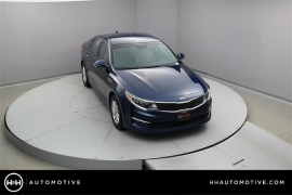 New 2018  Kia Optima 4d Sedan LX at Promax Motors near Davenport, IA