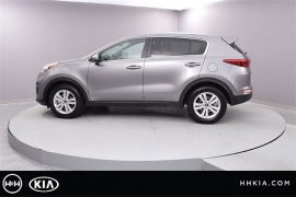 New 2018  Kia Sportage 4d SUV FWD LX at Promax Motors near Davenport, IA