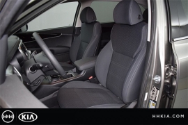 New 2018  Kia Sorento 4d SUV FWD LX at Promax Motors near Davenport, IA