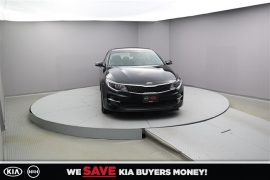 New 2018  Kia Optima 4d Sedan LX at Promax Motors near Davenport, IA