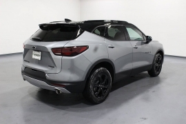 Used 2024  Chevrolet Blazer AWD 4dr LT w/3LT at Promax Motors near Davenport, IA