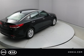 New 2018  Kia Optima 4d Sedan LX at Promax Motors near Davenport, IA