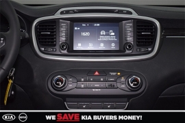New 2018  Kia Sorento 4d SUV FWD LX at Promax Motors near Davenport, IA