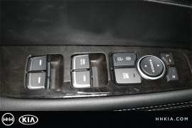 New 2018  Kia Sorento 4d SUV FWD LX at Promax Motors near Davenport, IA