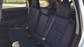 New 2019  Mitsubishi Outlander 4d SUV FWD SE at Promax Motors near Davenport, IA