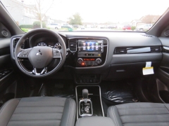 New 2019  Mitsubishi Outlander FWD at Promax Motors near Davenport, IA