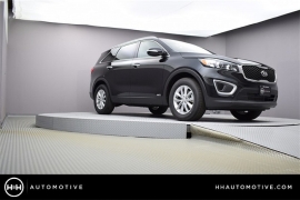 New 2018  Kia Sorento 4d SUV AWD LX at Promax Motors near Davenport, IA