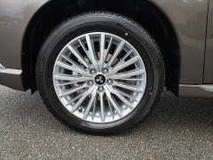 New 2019  Mitsubishi Outlander Plug-In Hybrid 4d SUV AWC GT at Promax Motors near Davenport, IA