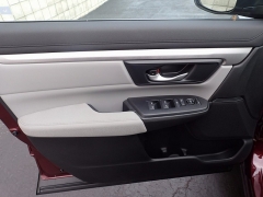 New 2018  Honda CR-V 4d SUV AWD LX at Promax Motors near Davenport, IA