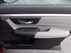 New 2018  Honda CR-V 4d SUV AWD LX at Promax Motors near Davenport, IA