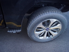 New 2019  Ford F-150 4WD SuperCrew XL 5 1/2 at Promax Motors near Davenport, IA