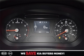 New 2018  Kia Sorento 4d SUV FWD LX at Promax Motors near Davenport, IA