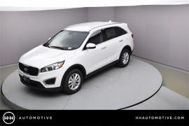 New 2018  Kia Sorento 4d SUV AWD LX at Promax Motors near Davenport, IA