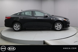New 2018  Kia Optima 4d Sedan LX at Promax Motors near Davenport, IA