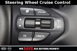 New 2018  Kia Sorento 4d SUV FWD LX at Promax Motors near Davenport, IA