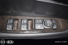 New 2018  Kia Sorento 4d SUV FWD LX at Promax Motors near Davenport, IA