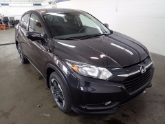 New 2018  Honda HR-V 4d SUV AWD EX at Promax Motors near Davenport, IA