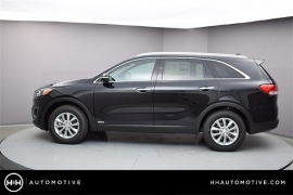 New 2018  Kia Sorento 4d SUV AWD LX at Promax Motors near Davenport, IA