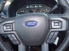 New 2019  Ford F-150 4WD SuperCrew Lariat 5 1/2 at Promax Motors near Davenport, IA