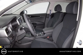 New 2018  Kia Sorento 4d SUV AWD LX at Promax Motors near Davenport, IA