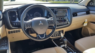 New 2019  Mitsubishi Outlander 4d SUV FWD SE at Promax Motors near Davenport, IA