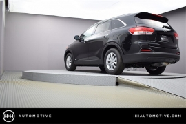 New 2018  Kia Sorento 4d SUV AWD LX at Promax Motors near Davenport, IA