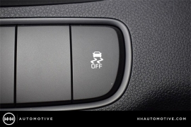 New 2018  Kia Sorento 4d SUV AWD LX at Promax Motors near Davenport, IA