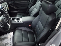 New 2018  Honda Accord Sedan 4d Touring 1&period;5L at Promax Motors near Davenport&comma; IA