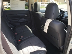 New 2019  Mitsubishi Outlander 4d SUV FWD SE at Promax Motors near Davenport, IA