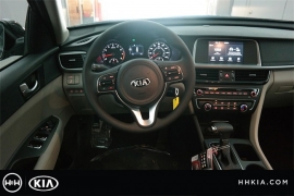 New 2018  Kia Optima 4d Sedan LX at Promax Motors near Davenport, IA