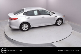 New 2018  Kia Optima 4d Sedan LX at Promax Motors near Davenport, IA