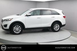 New 2018  Kia Sorento 4d SUV AWD LX at Promax Motors near Davenport, IA